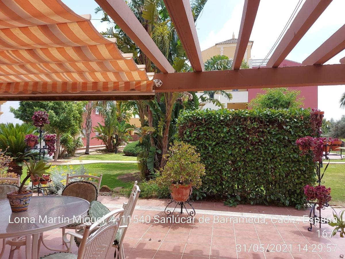 Bajo Con Terraza Piscina Y Jardin Lägenhet Sanlúcar de Barrameda Exteriör bild