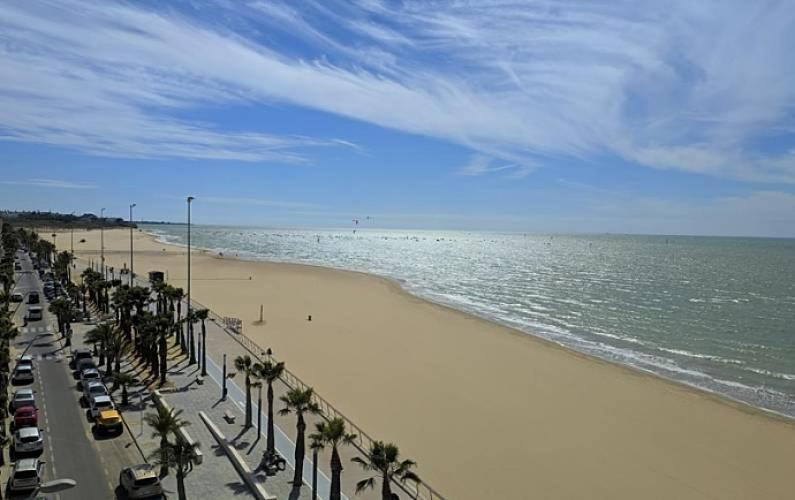 Bajo Con Terraza Piscina Y Jardin Lägenhet Sanlúcar de Barrameda Exteriör bild